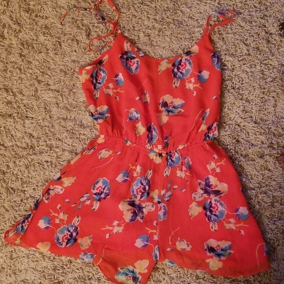 NWT - SM Multicolored Floral Summer Romper - Picture 1 of 6